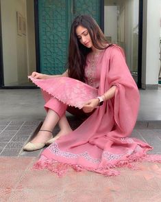 Lohri Images, Orang India, Sana Javed, Happy Lohri, Gaun Fashion, Pakistani Dresses Casual