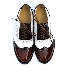 Vintage Genuine Leather Oxford Brogues - 9 Styles. Really cool and pretty color patchwork vintage style oxford shoes. Perfect for sporting dandy style. 9 fantastic colors to choose from. Really awesome. Custom Handmade. Genuine leather. Handmade. Ships 3-5 days from ordering. See Size Chart Photo for fit and ordering. Please choose by heel to toe (cm) foot length measurements. Flats Type: Oxfords, LoafersUpper Material: Genuine LeatherUpper-Genuine Leather Type: Cow LeatherFlats Type: OxfordsPat Oxford Shoes Women, Brogues Shoes, Leather Shoes Women Flats, Oxford Shoes Style, Oxford Shoes Outfit, Dandy Style, Black Patent Leather Shoes, Oxford Brogues, Brogue Shoes