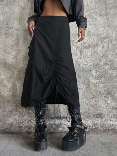 Black Casual Collar  Fabric Plain A Line Embellished Non-Stretch  Women Clothing Modest Long Skirts, Cold Fashion, Festival Outfits Rave, Long Skirt Fashion, Shein Icon, Boho Fashion Bohemian, Black Outfits, Ruched Skirt