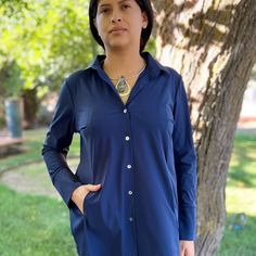 Elegant In Its Simplicity, This New,With Tags, Marla Wynn’s Blouse Creates A Polished Look. The Wide Cuffs, Hidden Pockets ( Which I Love!) And Classy Mother Of Pearl Buttons. The Easy Flow Is Reminiscent Of Tunic. Essential Piece For The Next Time You Need To Make A Professional Impression Blue Blouse With Shirttail Hem, Blue Blouse With Shirttail Hem For Daywear, Elegant Blue Blouse With Shirttail Hem, Elegant Blue Tops With Shirttail Hem, Blue Long Sleeve Blouse For Layering, Blue Relaxed Fit Blouse For Layering, Navy Blouse, Wide Cuff, Mother Of Pearl Buttons