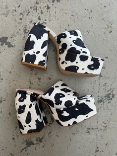 Soft Vegan Suede Like Material Black & White Cow Print 5" Inch Square Block Heel 2" Platform Runs Big ~ we recommend you size down a full size in these! Cool Sandals, Purple Details, Platform Mules, White Cow, Custom Made Clothing, Purple Mini Dresses, Backless Mini Dress, Cow Pattern, Mule Sandals