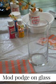 Mod Podge On Glass, Modge Podge Glass, Recycle Jars, Simple Craft Projects, Modge Podge Projects, Mod Podge Glass, How To Mod Podge, Mod Podge Pictures, Crafts Easy Diy