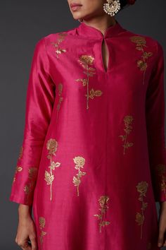 Editor's Note Featuring A Fuchsia Kurta In Chanderi Silk And Cotton Base With Gold Block Print. It Is Paired With Matching Palazzo Pants. Color: Pink Fabric: Chanderi Silk, Cotton Care: Dry Clean Only About the Designer Rohit Bal is intensely concerned with design as an art form. The designer draws on history, fantasy and folklore to create masterpieces that are desired by discerning aficionados around the globe. Rohit has a deep understanding of the psyche of the fashion world and it reflects i Block Printing Suits Designs, Kurta Neck Design Latest Cotton, Block Print Kurti Designs, Block Printed Kurta, Printed Kurti Designs, Chanderi Silk Suits, Kurta And Palazzo, Block Printed Suits, Kurta With Palazzo