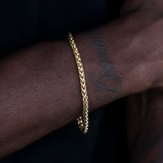 Introducing the Palm Chain Bracelet in Yellow Gold, the bolder 4mm version. This versatile 18k Yellow Gold bracelet features a braided rope design that will instantly level up your look. This piece is ideal for stacking and accessorizing any outfit- day or night. Pair it with the Palm Chain in 4mm for the perfect matching set! This product is guaranteed for life – GLD will repair or replace the item should you experience any defects in craftsmanship or breakage. Specifications - Width: 4mm - Len Everyday Yellow Gold Jubilee Braided Bracelet, Classic 14k Gold Bracelet With Wheat Chain, White Gold Bracelet, Braided Rope, Rope Design, Vermeil Jewelry, Custom Earrings, Yellow Gold Bracelet, Gold Plated Bracelets