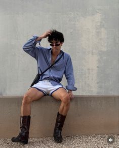 Men’s Cowboy Boots Outfit, Cma Fest Outfit, Mens Cowboy Boots Outfit, 2010 Outfits, Looks Hip Hop, Boots Men Outfit, Ibiza Outfits, Queer Fashion, Summer Attire