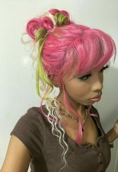 #monsterhigh #venusmcflytrap Pink And Green Hair, Hair Stylies, Dye My Hair, Hair Dye Colors, Hair Inspiration Color