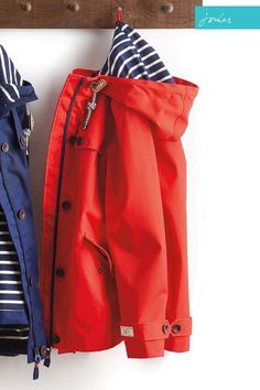 Womens Joules Red Waterproof Hooded Coast Jacket - Red Sleeper Bench, Fall Coat Outfit, Red Raincoat, Hiking Clothes, Tweed Jackets, Mens Raincoat, Long Rain Coat, Outfits Dressy