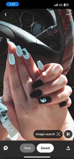 Fall Nails Black And White, Matt Halloween Nails, Black Nails With White Ghost, Simple Halloween Nails Ghost, Coffin Nails Designs Halloween, Simple Halloween Nail Designs Acrylic, Acrylic Nails Ideas Halloween, Basic Halloween Nails Acrylic