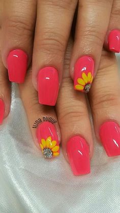 Bright Pretty Nails, Sns Summer Nails 2023, Bright Nails With Flowers, Sunflower Pedicure Ideas Toenails, Cute Summer Gel Nails Designs, Coral Nails With Flower Design, Nail Ideas May 2024, Happy Summer Nails, Gel Nail Designs For Birthday