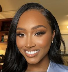 Soft Glam Wedding Makeup Brides Black Women, Soft Glam Makeup Medium Skin, Natural Make Up Looks For Brown Eyes Black Women, Soft Bridal Makeup Black Women, Bridesmaid Make Up Black Women, Glowy Bridal Makeup For Black Women, Champagne Soft Glam Makeup