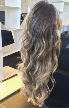 Thicker Hair Naturally, Brown Ombre Hair, Ombre Hair Blonde, Brown Hair Balayage, Brown Blonde Hair, Ombre Hair Color, Hair Color Balayage, Light Brown Hair, Ombre Hair