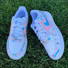 Unlock your rebellious side with the Pink Blue Splatter Custom Air Force 1! Stand out from the crowd with the unique splatter design that embodies risk and adventure. Dare to be different and take a leap of faith with these shoes! 🔥 100% genuine, Brand New.👟 Custom sneakers.💫 Every pair is hand-made to order.✨ Best quality waterproof and scratch-proof paints used.✨ 1000+ satisfied customers across various platforms. 🌎Free worldwide shipping,shipping within 5-12 working days🎁 Treat the shoes Casual Blue Custom Sneakers With Paint Splatter, Casual Low-top Custom Sneakers With Paint Splatter, Sporty Multicolor Custom Sneakers With Paint Splatter, Custom Air Force 1 Paint Splatter, Custom Sneakers With Paint Splatter For Streetwear, Custom Paint Splatter Lace-up Sneakers For Streetwear, Artistic Hand-painted Multicolor Custom Sneakers, Take A Leap Of Faith, Take A Leap