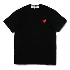 Heart Shirt, Basic Outfits, Fashion 2020, Casual Fits, Look Cool, Outfits For Teens, Red Heart, Black Tshirt