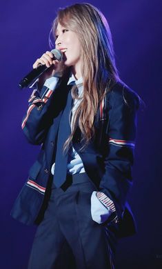 #Moonbyul Moonbyul Mamamoo, Mamamoo Moonbyul, Korean Star, Out Of Control, Girl Crushes, Fashion Fits, Daegu, Girl Crush, Style Icon