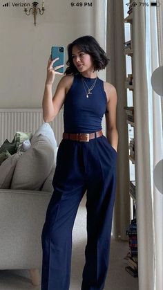 Professional Outfits Women 90s, Midsize Hipster Outfits, Young Business Casual Outfits, Fasion Dressing Women, School Administrator Outfits, First Job Outfits, Sophisticated Casual Outfits, Summer Business Casual Outfits Young Professional, Funky Business Casual