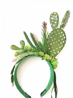 Cactus Costume, Karneval Diy, Costume Carnaval, Cactus Party, Cactus Diy, Crazy Hats, Christmas Events, Mexican Party, Purim