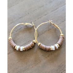 New, Neutral Tones Color Earrings. Perfect For Any Outfit Wear. Cute & Classy. As Seen On Pictures. Clay Bead Earrings Ideas, Hood Earrings, Clay Bead Earrings, Heishi Earrings, Clay Bracelets, Classy Wear, Homemade Clay, Bead Earring, Beaded Earrings Diy