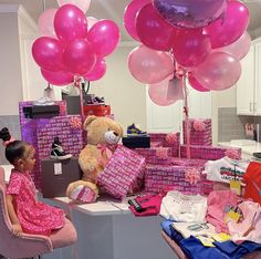 Parents Goals, Mommy Daughter Pictures, Mommy And Baby Pictures, Birthday Room Decorations, Cute Birthday Ideas, Baby Momma, Fashion Baby Girl Outfits, Mommy Daughter