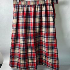 Classic hand tailored woolen plaid skirt by Pendleton Amazing quality made in America Fully lined A line kick pleat Measures: 27 inches length waist approx 29 inches Kick Pleat, Plaid Skirt, Plaid Skirts, Nottingham, Favorite Outfit, Art Collection, Womens Skirt, A Line, Bathing Beauties