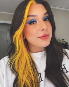 #coloredhair #hairinspo #moneypiece #colorblock #yellowmoneypiece #goldhair #neonhairforfall Fox Hair Dye, Blue Eye Shadow, Fox Hair Color, Yellow Hair Color, Fox Hair, Arctic Fox Hair Color, Money Piece, Split Hair, Mom Hairstyles