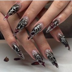 Punk Cool Style Black Flame Love Heart Press on Nails Butterfly Star Long Pointed False Nails Art Iconic Nails, Cross Nails, Fake Nails Long, Long Stiletto, Nagel Tips, Dream Nails, Nail Charms, Nail Accessories