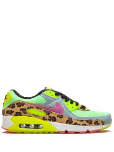 Nike Dance, Nike Tenis, Green Sunset, Sunset Purple, Nike Shoes Women Fashion, Nike Air Vapormax 2019, Air Max 90s, Sneakers Green, Leopard Print Sneakers