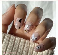 Simple Fall Nails, Vernis Semi Permanent, Fake Nails With Glue, Oval Nails, Christmas 2023