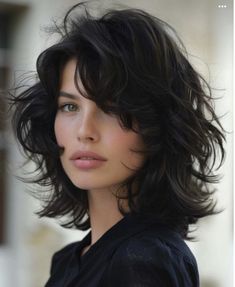 Simply Hairstyles, Blonde Highlights On Dark Hair, Short Hair Tomboy, Short Dark Hair, Layered Haircuts For Medium Hair, Haircuts For Wavy Hair, Haircuts For Medium Hair, Hair Dye Colors, Cut My Hair