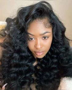 Curls Black Women, Blowout Styles, Blowout Curls, Bombshell Curls, Cancun Outfits, Black Hair Updo Hairstyles, Natural Straight Hair, Sew In Hair Extensions, Hairstyle Inspo