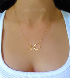 "Three Circle Infinity Necklace - Sterling Silver, Gold or Rose Gold - Three circles are 24k gold vermeil or sterling silver (measuring about 32mm combined) - Chain is a shimmery 14k gold fill, rose gold fill or sterling silver chain - Total necklace length including circles shown at 19\" -choose your favorite length - Necklace closes with a 14k gold fill, rose gold fill or sterling silver spring clasp PACKAGING/ GIFT WRAPPING All Jewelry is carefully packaged for a safe arrival and is secured i Bridal Necklaces, Infinity Necklace Gold, Grandmother Necklace, Rose Gold Circle, Three Necklaces, Gold Circle Necklace, Circle Jewelry, Sister Necklace, Friend Jewelry