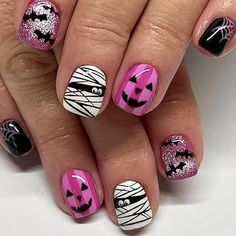 Halloween Nails: You will get 24 pieces short press on nails in 12 sizes, 1 piece mini nail file, 24 pieces nail double-side stickers, and 1 piece wooden stick
High Quality: Halloween fake nails made with harmless material, these nails are easy to apply and remove without damaging your natural nails. providing a comfortable and fantastic experience for you
Different Sizes: A large number of Halloween pattern acrylic nails, regardless of your nail size, can choose the most suitable pseudo nail for yourself. Pruning and shaping you like any length and shaping you like
Nice Gift: These Halloween false nails meet your various dressing needs, accompany you to various occasions, and increase your beauty and self-confidence. It is also nice gift for women, especially on Theme Party, Masquerade an Strašidelný Halloween, Nails Short Square, Holloween Nails, Halloween Kit, Short Fake Nails