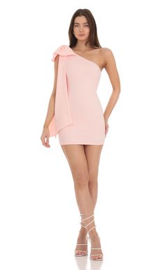 One Shoulder Bow Dress in Pink One Shoulder Small Dress, One Shoulder Short Prom Dress, Pink Cocktail Dress Formal, 1 Shoulder Pink Dress, Blush Pink Dress Homecoming, Freshman Homecoming Dresses Short Pink, Gala Dresses Short Pink, Rose Pink Dresses Short, Rosa Dress Short