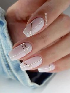 Apress Nails Design, Engagement Gel Nails Ideas, Understated Nail Art, Fall And Winter Nail Ideas, Engagement Nails Ideas Acrylic, Nail Ideas For Engagement, Fall Acrylic Nails Ideas, Nails For Engagement, Pretty Winter Nails Classy