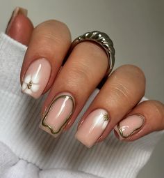 Square Autumn Nails 2024, Cute Delicate Nails, Short Square Autumn Nails, Square Nails Simple Design, Nails Biab Short, Autumn Nails Biab, Square Biab Nails, Simple Biab Nails, Biab Nails Inspiration