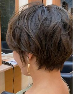 Short Afro Hairstyles 4c Hair, Short Hair Styles Bob, Afro Hairstyles 4c Hair, Hairstyles 4c Hair, Layers Tutorial, Butterfly Bob, Hairstyles 4c, Trendy Bangs, Bangs Styles