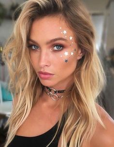 Music Festival Makeup, Classic Haircut, Rave Makeup, Star Makeup, Glamorous Makeup, Make Up Looks