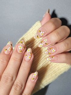 Multicolor  Collar    Color Nails Embellished   Beauty Tools Moms Nails, Kids Nails, Bee Nails, Short Fake Nails, Cute Simple Nails, Summer Acrylic Nails, Spring Fling