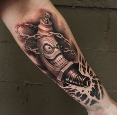 Spark Plug Tattoo, Spark Tattoo, Plug Tattoo, Piston Tattoo, Stile Pin Up, Hot Rod Tattoo, Engine Tattoo, Gear Tattoo, Motor Tattoo