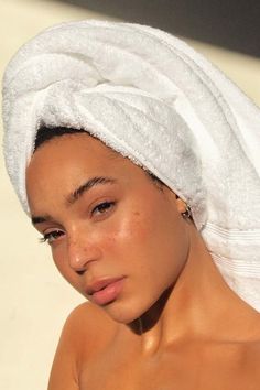 Aesthetic Selfie, Glowing Radiant Skin, Mask Aesthetic, Makeup Tip, Type Face, Home Remedies For Hair, Luscious Hair, Glowing Skincare, Affordable Skin Care