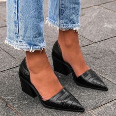 Women's Stylish Pointed Toes Chunky Heels Pumps Trendy Professional Shoes, Fall Formal Shoes, Jo Mercer Shoes, Womens Office Shoes, Business Professional Shoes Women, Women’s Dress Shoes, Office Casual Outfits Women, Business Casual Shoes Women, Corporate Shoes