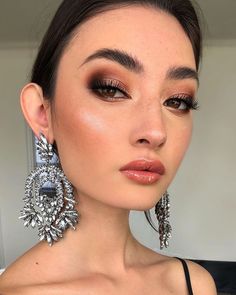 Cute Asian Makeup, Makeup Masterclass, Fall Wedding Makeup, Wedding Hairstyles And Makeup, Alat Makeup, Makeup List, Bronze Makeup, Makeup Needs