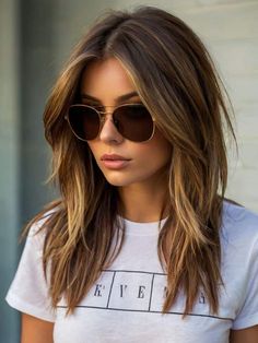 Rambut Brunette, Blonde Hair Transformations, Mom Hairstyles, Haircut And Color, Long Hair Cuts, Hair Transformation