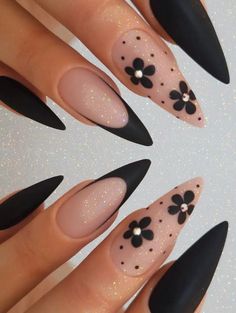 Black Flowers Nail Designs, White Pink Black Nails, Black Flower Design Nails, Black Butterfly Nails Almond, Grunge Spring Nails, Dark Nails For Spring, Black Nails For Spring, Spring Nails With Black, Black Spring Nail Designs