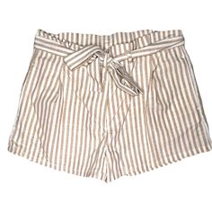 New With Tags Chic Beige Shorts For Summer Outings, Striped Shorts For Day Out, Striped High Waisted Summer Shorts, White Trendy Shorts For Summer Outings, Trendy White Shorts For Summer Outings, White Cotton Shorts For Summer Outings, Chic White Shorts For Summer Outings, Trendy Beige Shorts For Vacation, Trendy White Bottoms For Summer Outings