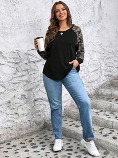 Style:Casual \nSleeve Type:Raglan Sleeve \nColor:Black \nPattern Type:Camo \nNeckline:Round Neck \nSleeve Length:Long Sleeve \nLength:Regular \nFit Type:Loose \nFabric:Medium Stretch \nMaterial:Knitted Fabric \nComposition:62% Polyester \nComposition:34% Cotton \nComposition:4% Elastane \nCare Instructions:Machine wash or professional dry clean \nSheer:No \n Christmas Black, Casual T Shirt, Women T Shirt, Long Sleeve Casual, Red Plaid, Casual T Shirts, Winter Women, Raglan Sleeve, Black Red