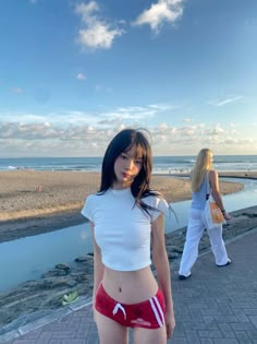 Cute Korean Swimsuit, Beachy Summer Outfits Casual, Asian Spring Outfits, Kpop Female Idols Body Goals, Summer Outfits Asian, Webtoon References, Korean Swimwear, Lose 10kg, Beachy Outfits