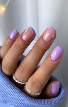 18. Lilac French Tip Nails Long nails are fabulous and make your hands look longer. But just wondering how does anyone get anything done... Summer Gel Nails, Lilac Nails, Purple Acrylic Nails, Short Gel Nails, Purple Nail Designs, Lavender Nails, Short Square Nails, Purple Nail, Her Nails