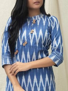 Cotton Kurties Designs Latest, Kurti Designs Latest Collar Neck, Cotton Kurti Collar Neck Designs, Collar Neck Patterns For Kurtis, Neck Designs For Cotton Kurtis, Ikkat Cotton Kurti Designs Latest, Kurti Neck Designs Latest Fashion Collar, Kurti Neck Designs Latest Fashion Neckline, Latest Kurti Patterns Cotton