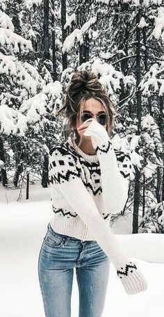 Boho Winter Outfits, Snow Photoshoot, Winter Photoshoot, Foto Tips, Winter Boho, Mode Boho, Cute Winter Outfits, Winter Trends