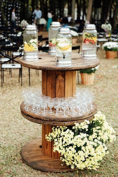 Party Outfit Ideas Spool Dessert Table, Tall Tables Wedding, Wood Spool Tables Wedding, Spool Tables Ideas, Wooden Spools Wedding, Wire Reel Wedding Ideas, Wedding Spool Tables, Spool Top Ideas, Spools For Wedding Decor